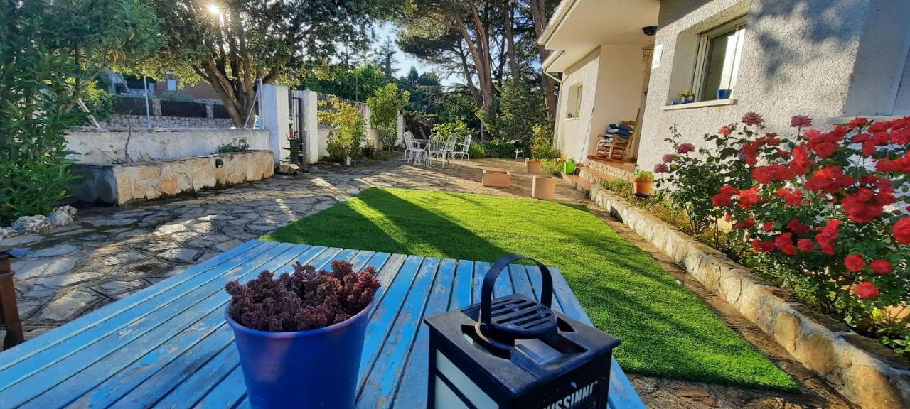 Entre Pinos Y Medusas Apartment Pedrezuela ภายนอก รูปภาพ