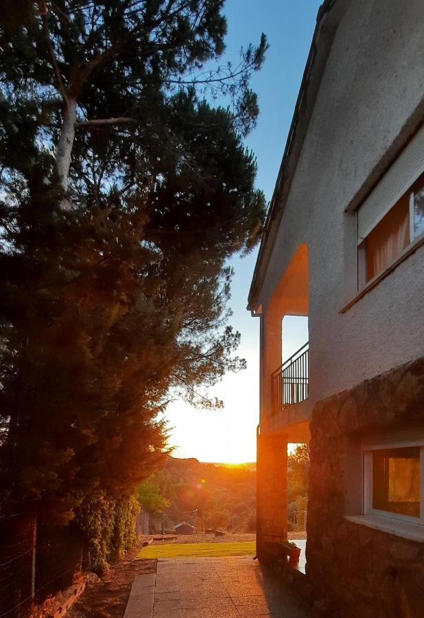 Entre Pinos Y Medusas Apartment Pedrezuela ภายนอก รูปภาพ